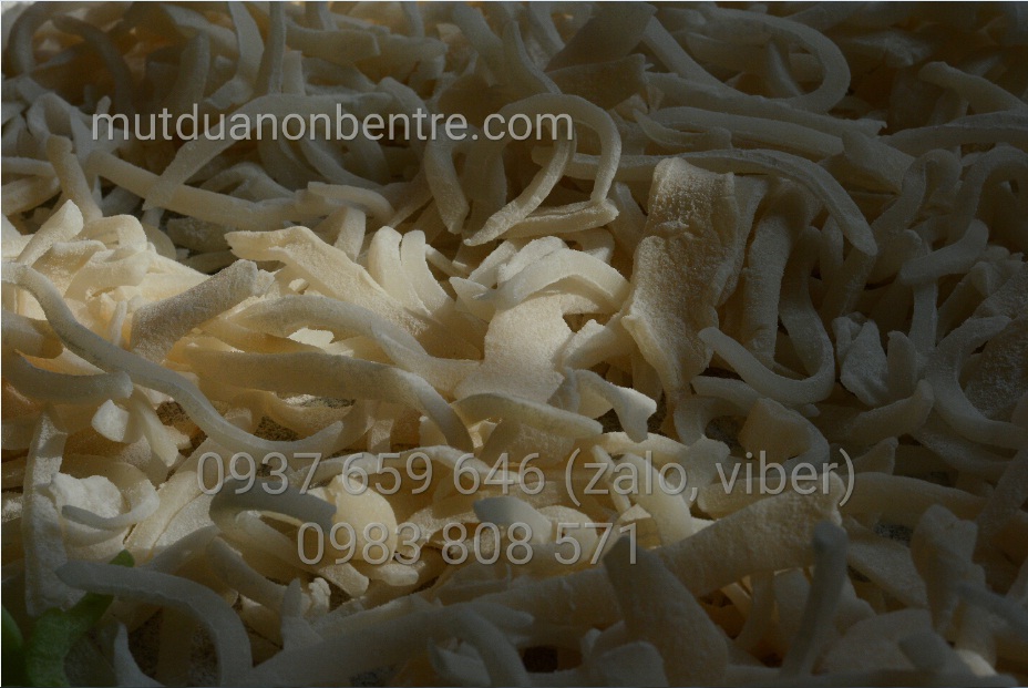 Mứt dừa non vị truyền thống